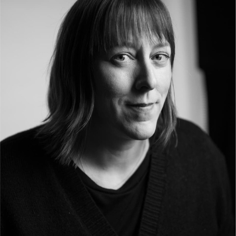 Sarah Thompson, CEO, Tech Innovators Ltd.